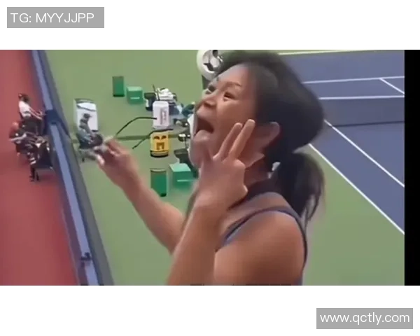 上海网球队比赛经验引发热议球迷对表现和战术的不同看法 上海网球队比赛经验引发热议球迷对表现和战术的不同看法