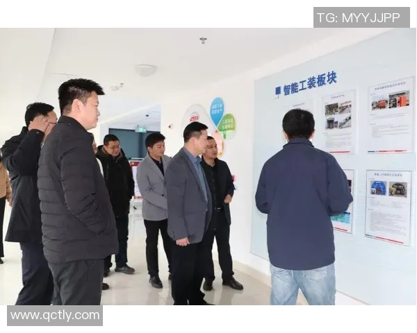 西安攀岩队的默契配合与团队精神探讨与实践分享